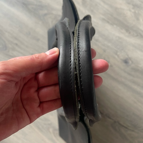 Oliveve Maggie Leather Tassel Tote - Picture 7 of 13